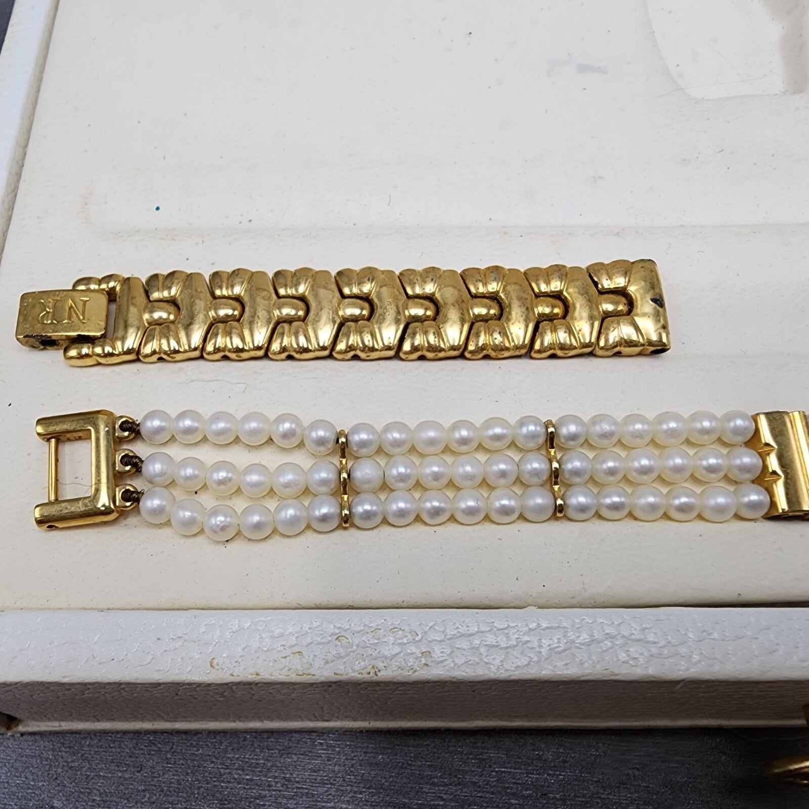 Nina Ricci Tank Watch Women 18mm MOP Dial Gold Plated Rectangle  New Battery13