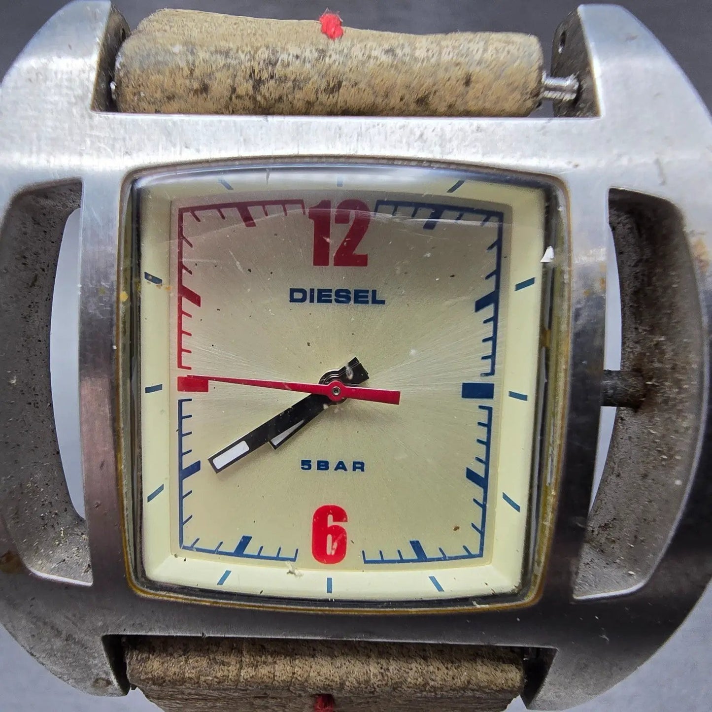 Diesel Watch Men 44mm Cream Dial Steel Rectangle DZ-2109 PARTS2