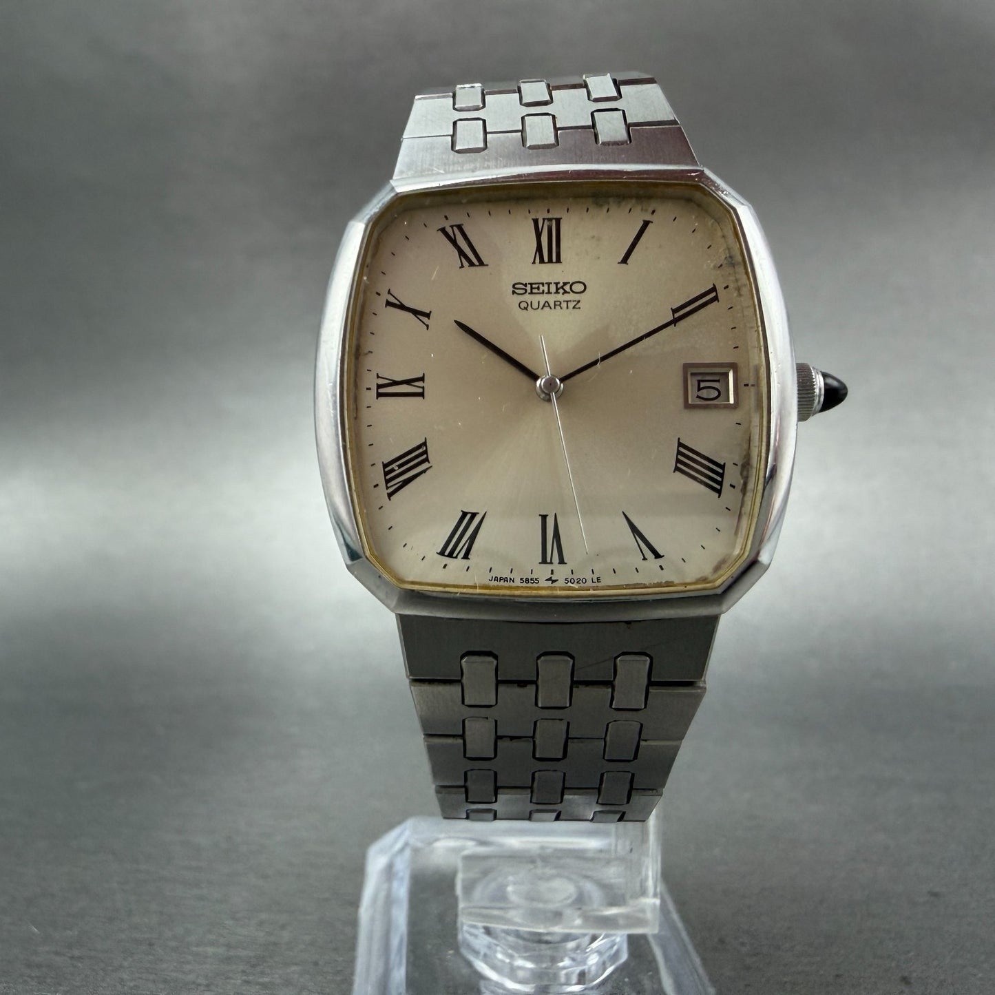 Seiko watch Men 32mm Champagne Dial Silver Tone Date 5855-5010 PARTS Vintage6