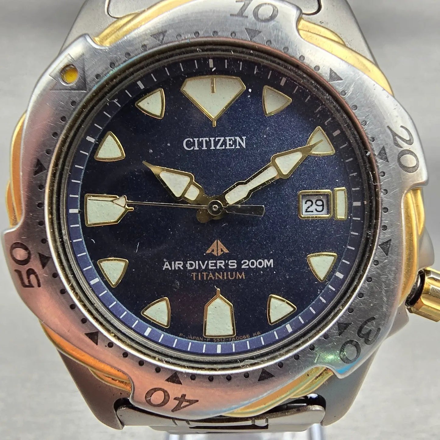 Citizen Air Watch Men 40mm Blue Dial Titanium Date Round 5512-F52088 New Batt1