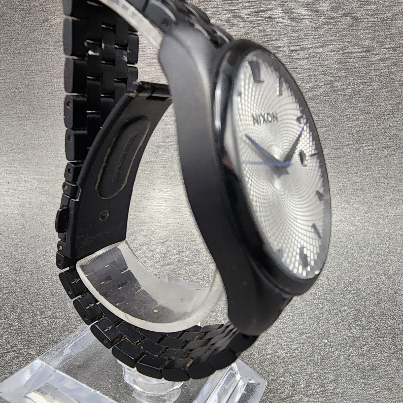 Nixon The Bullet Watch Women 38mm White Dial Black Tone Date Round New Battery3