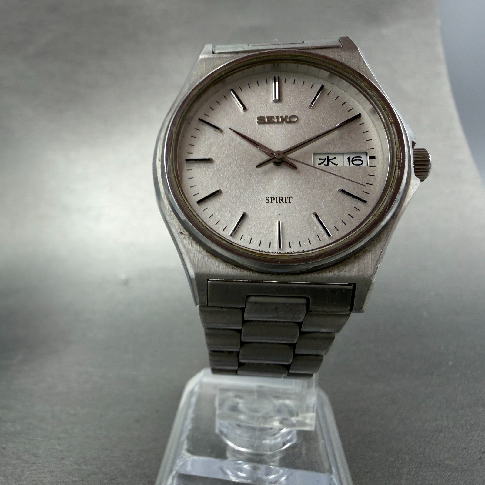 Seiko Spirit Watch Men 35mm Silver Dial Silver Tone 7N48-7000 Daydate New Batt5