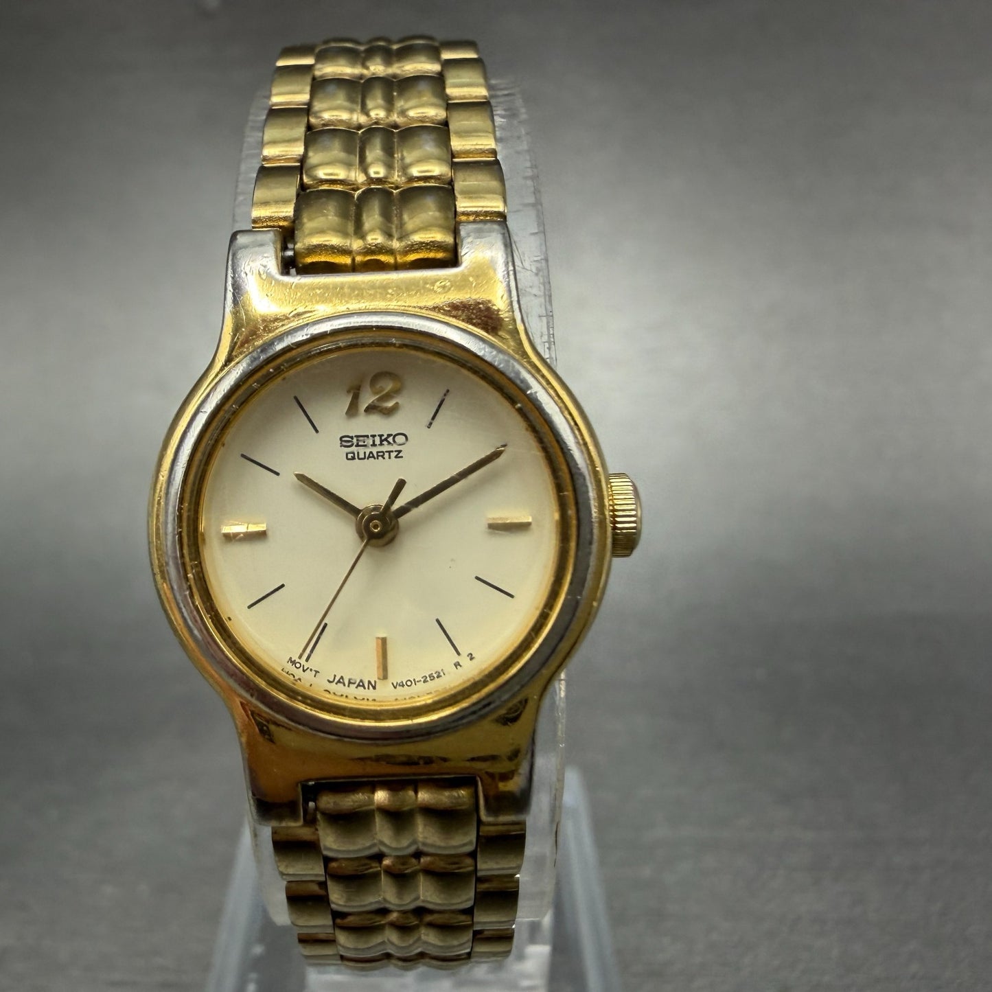 Seiko Watch Women 19mm Cream Dial Gold Tone Round Vintage V401-0988 New Battery0