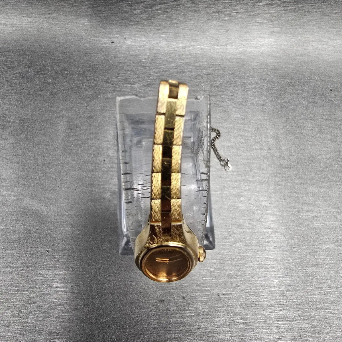 Seiko Watch Women 13mm Gold Dial Gold Tone Oval 1E20-5700 New Battery Vintage4