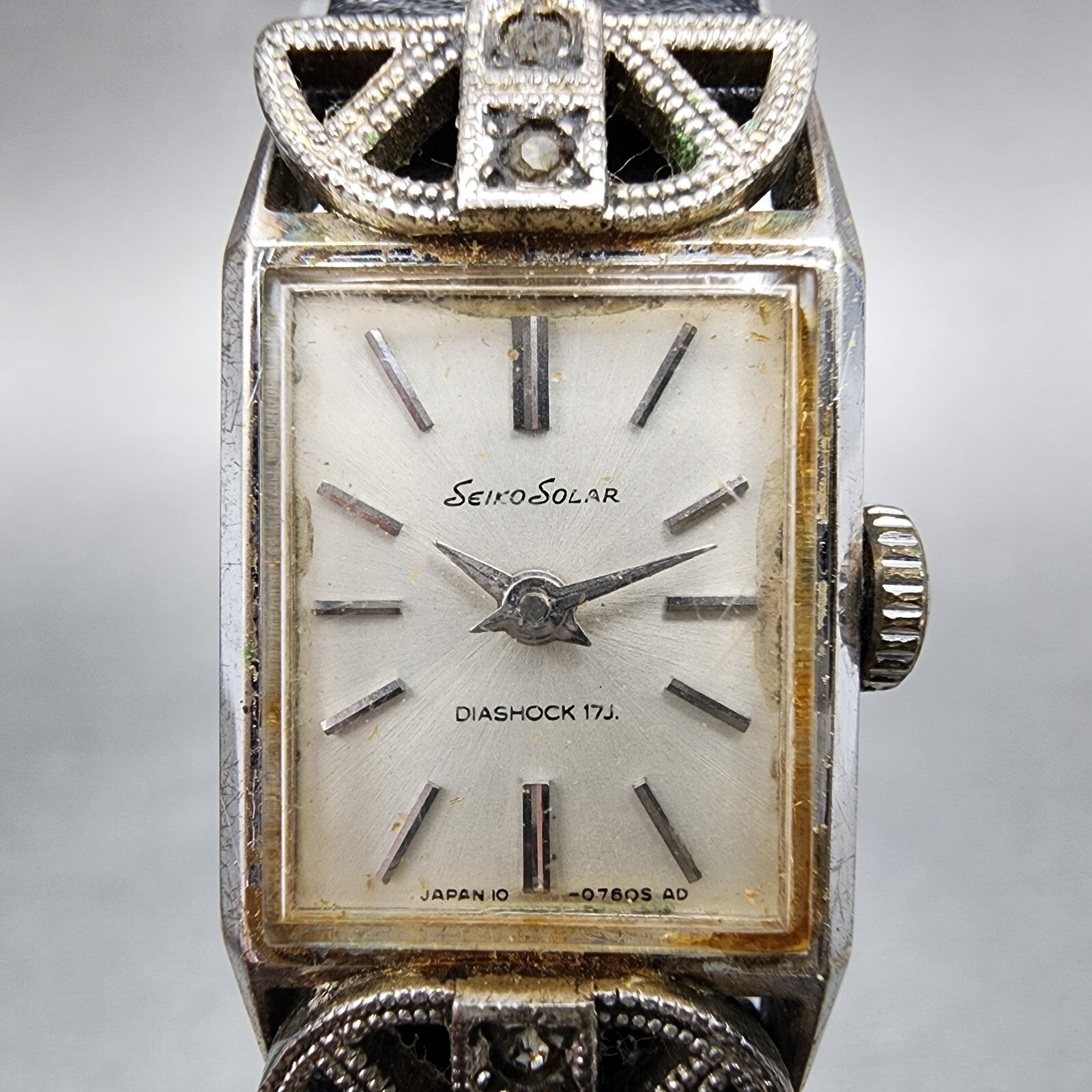 Seiko Tank Watch Women 15mm White Dial Silver Tone Rectangle 1032201