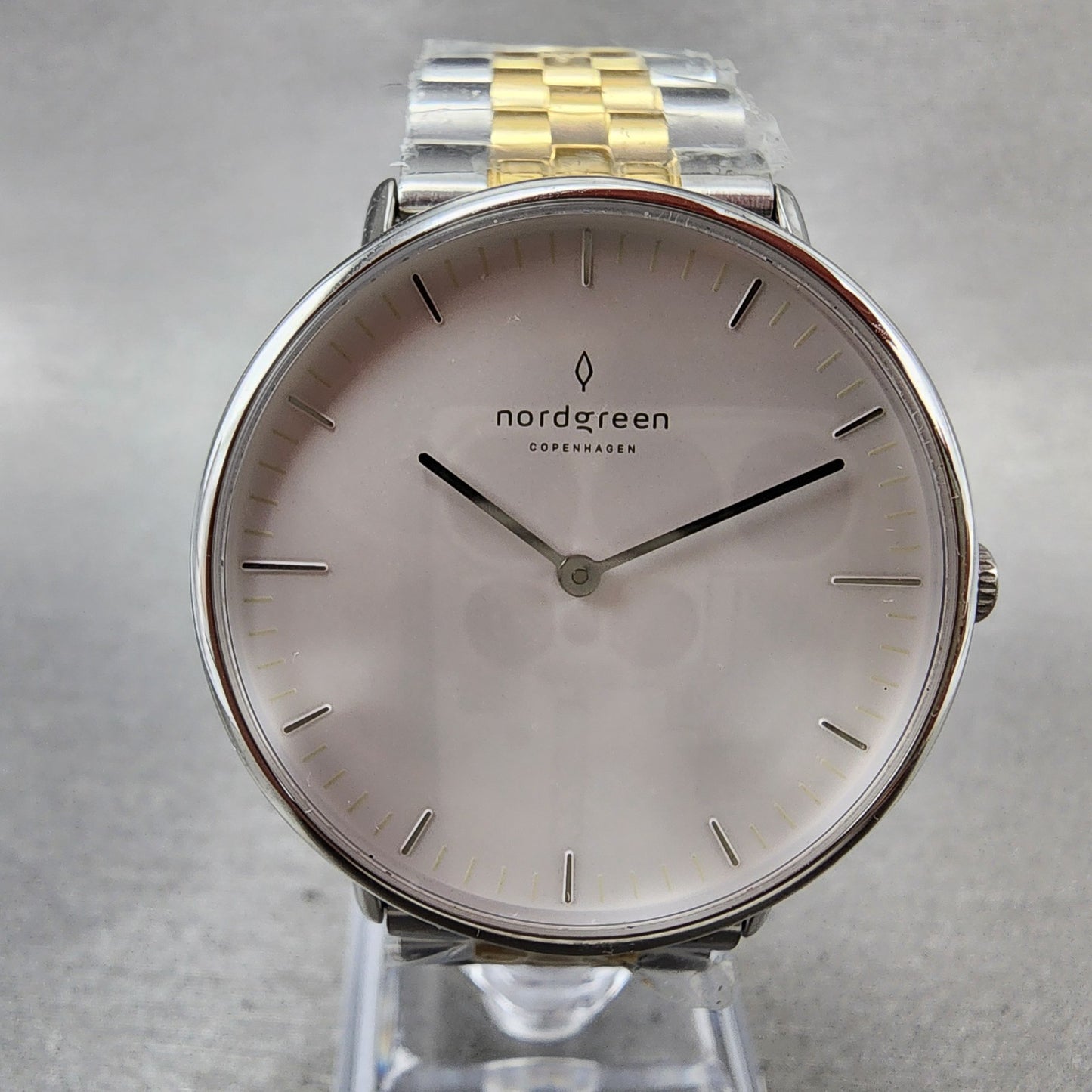 Nordgreen Native Watch Women 36mm White Dial Two Tone Round New Battery1