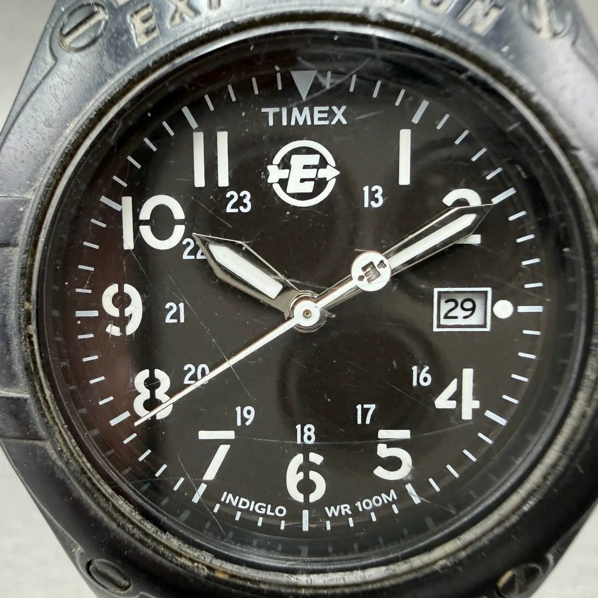 48304854