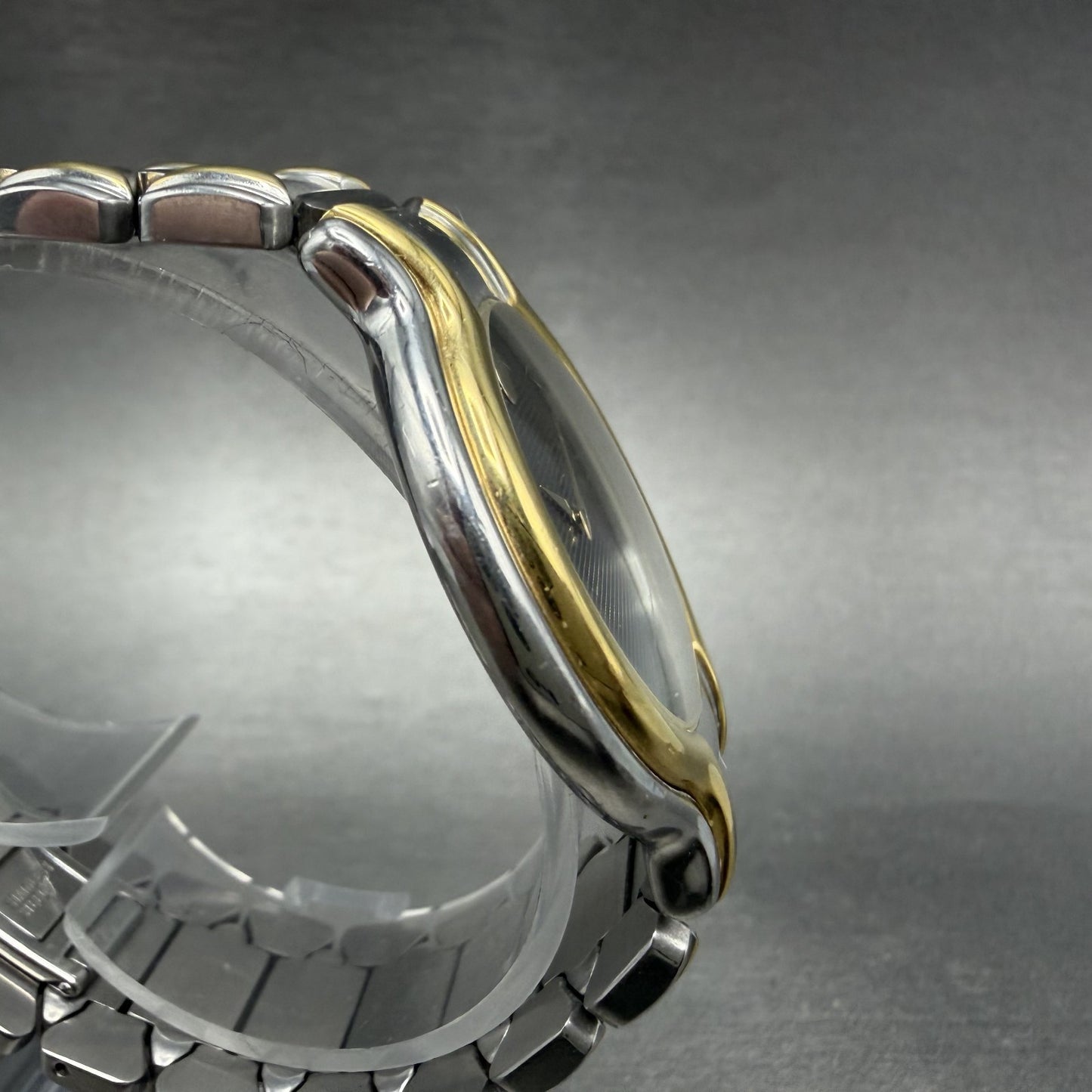 Movado Museum Watch Men 36mm Black Dial Two Tone Round 81.A1.881 New battery3