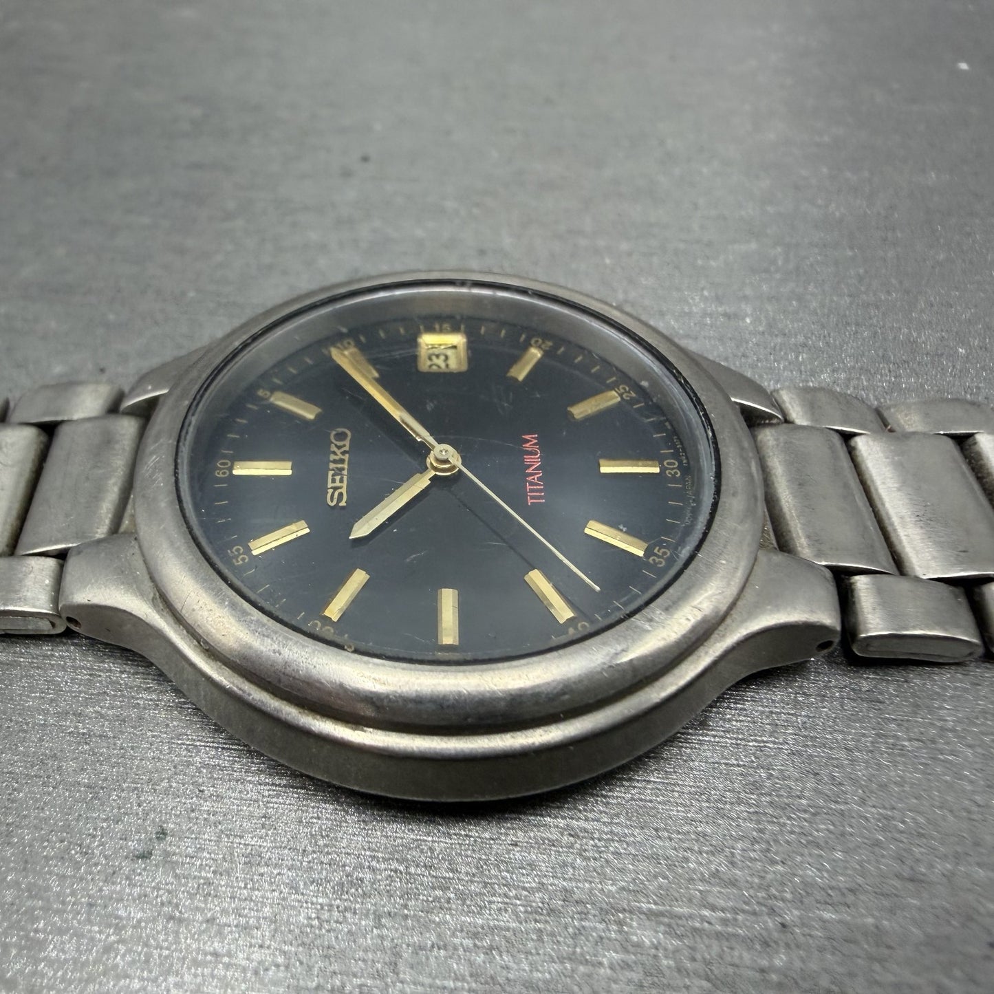 Seiko Watch Men 37mm Blue Dial Titanium Date Round Bracelet 7N428109 PARTS6