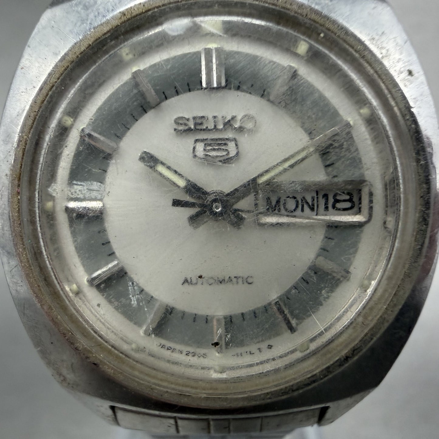 Seiko 5 Automatic Watch Women 25mm Silver Dial Steel Daydate 2906-0140 PARTS2