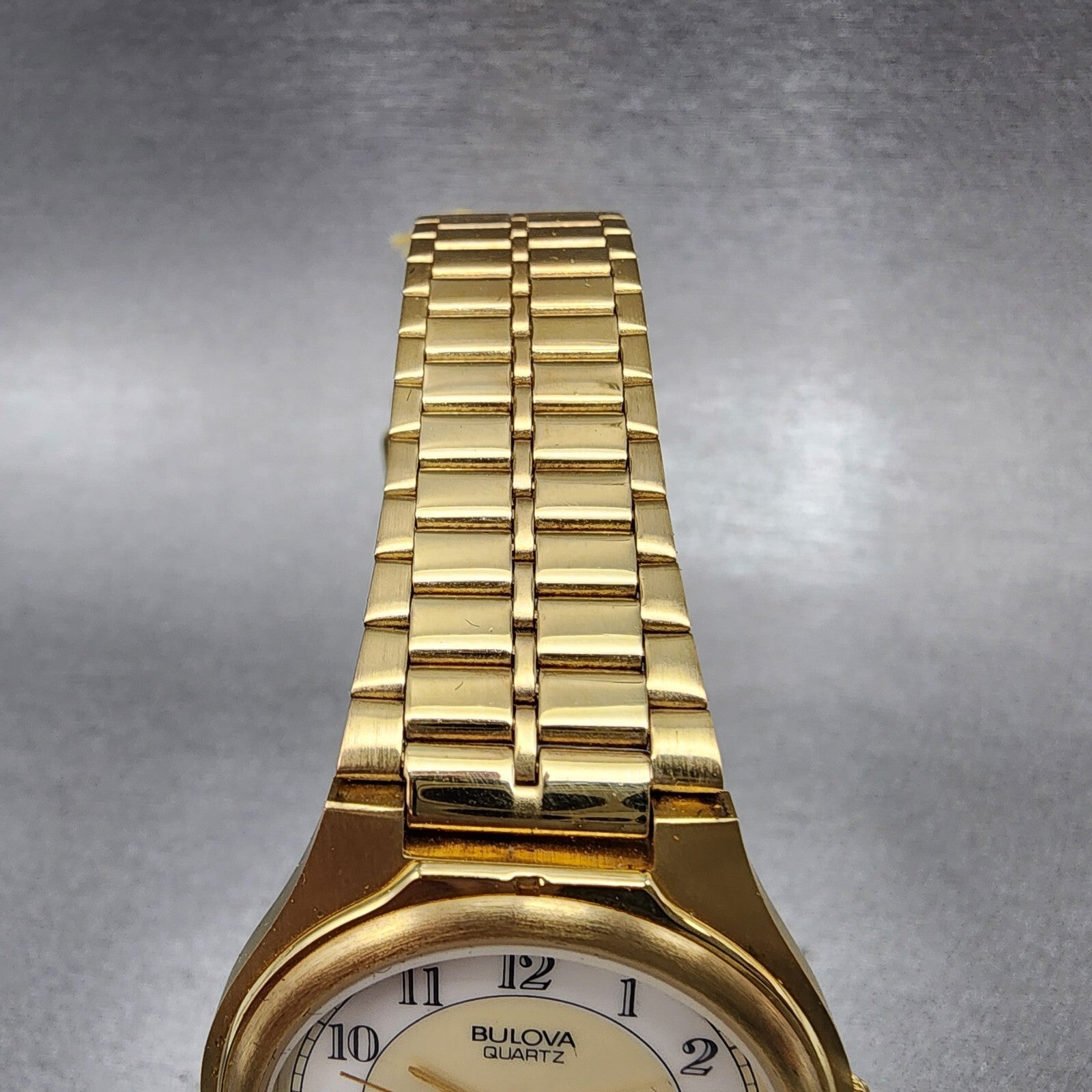 Bulova Watch Men 32mm White Dial Gold Tone Date Round 92B72 New Batt NOS7