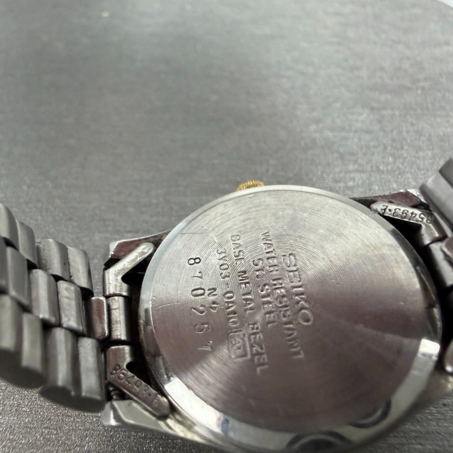Seiko SQ Watch Women 23mm Silver Dial Two Tone Daydate 3Y03-0A10 New Battery VTG9