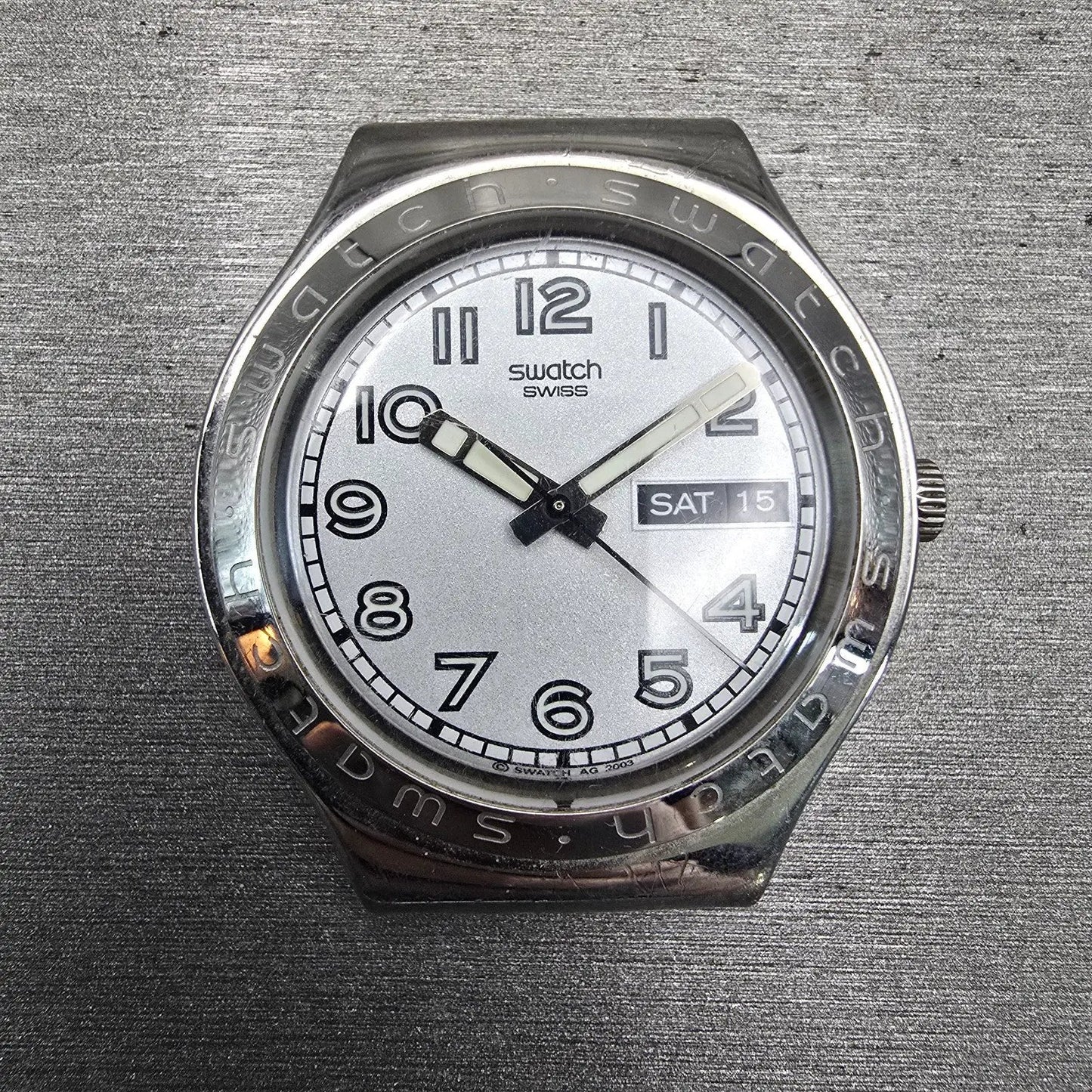 Swatch Irony Casse-Cou Watch Men 37mm Silver Dial Steel YGS732 Daydate New Batt0
