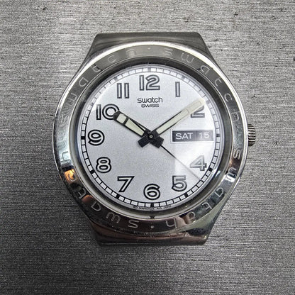 Swatch Irony Casse-Cou Watch Men 37mm Silver Dial Steel YGS732 Daydate New Batt0