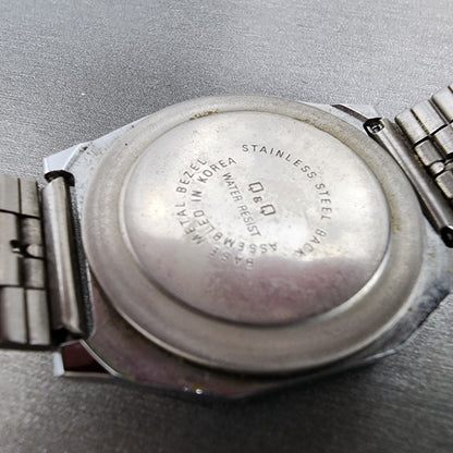 Citizen Q&Q Digital Watch Men 33mm Digital Black Dial Steel Octaogn New Battery9