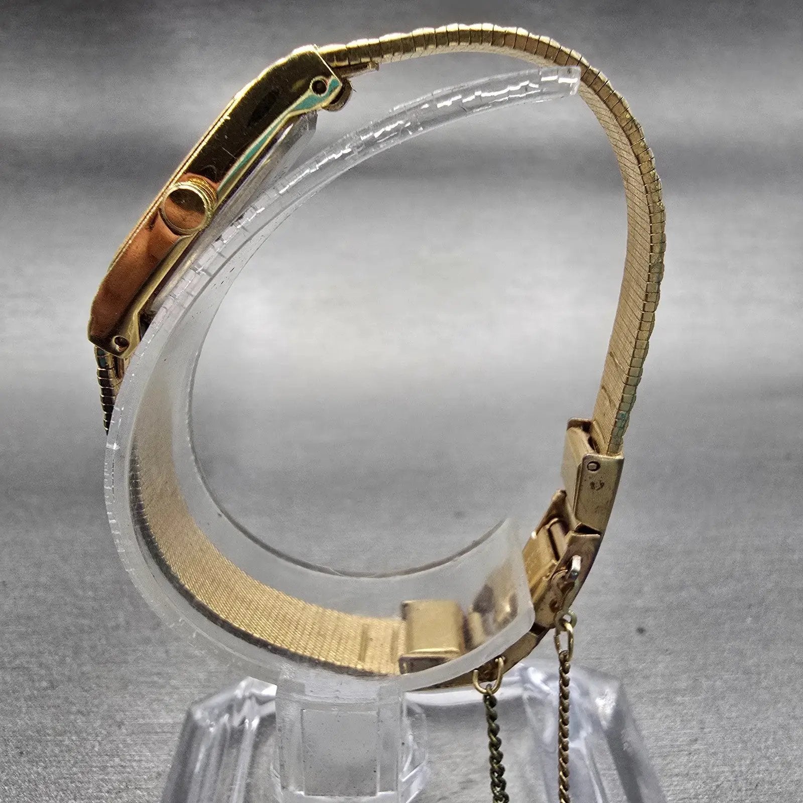 Seiko Watch Women 13mm Gold Dial Gold Tone Rectangle 2E20-6319 New Battery VTG6