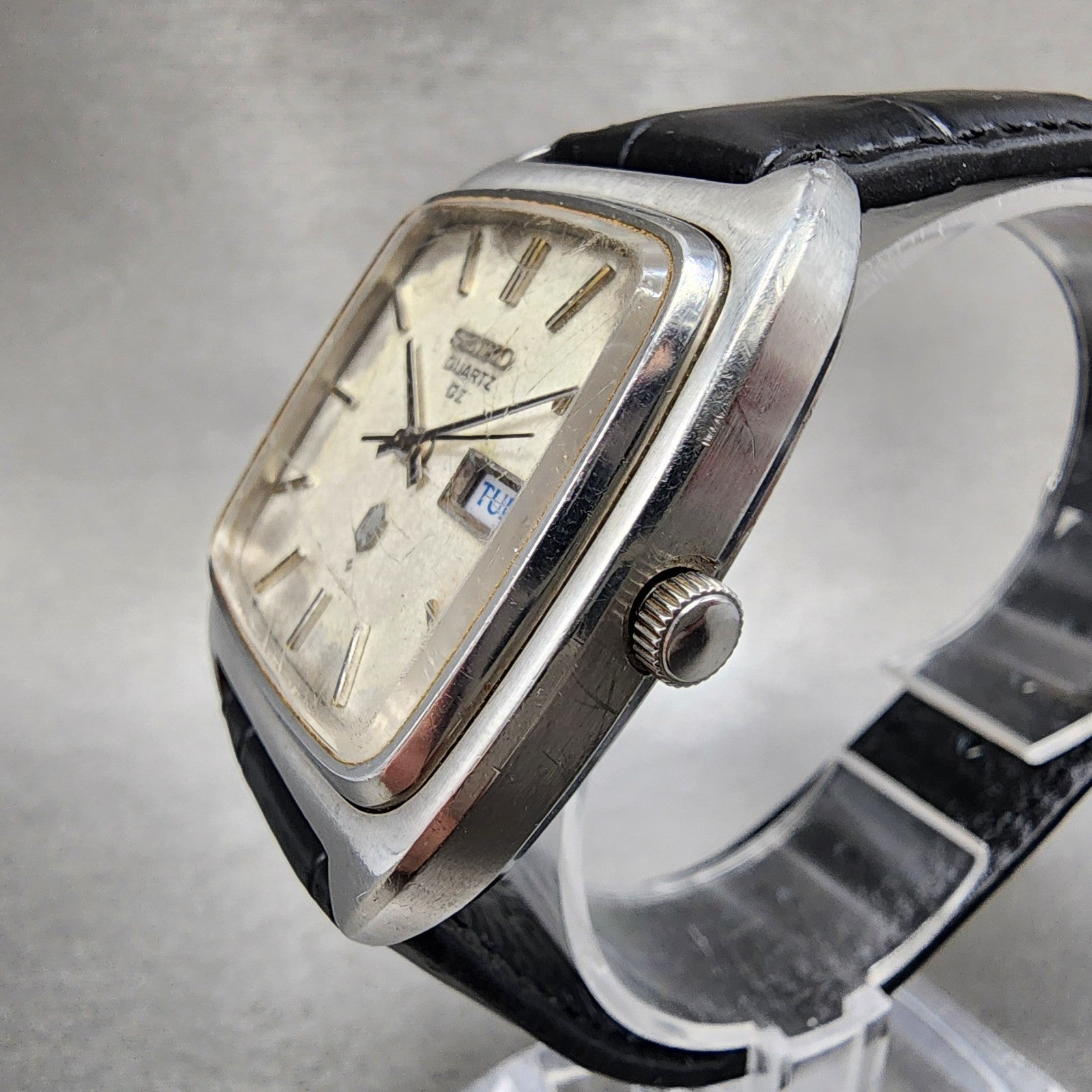 Seiko QZ Watch Men 34mm Silver Dial Silver Tone Daydate 09235000 New Battery2