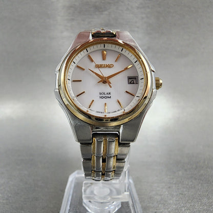 Seiko Solar Watch Women 28mm White Dial Two Tone Daydate Round V1870AC0 Runs5