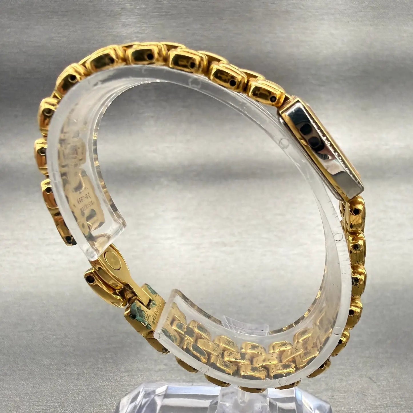 Seiko Watch Women 19mm MOP Dial Gold Tone Diamonds Oval 4N00-6809 New Battery8
