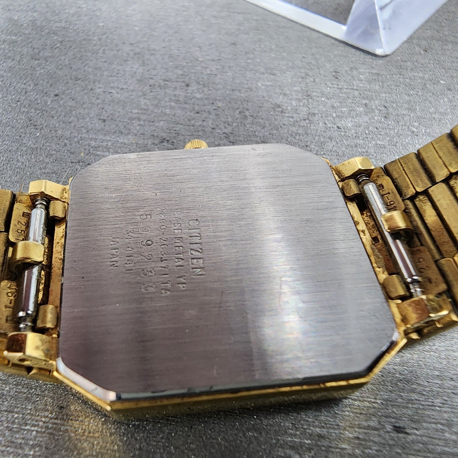 Citizen CQ Tank Watch Women 27mm Gold Dial Gold Tone Rectangle New Battery9