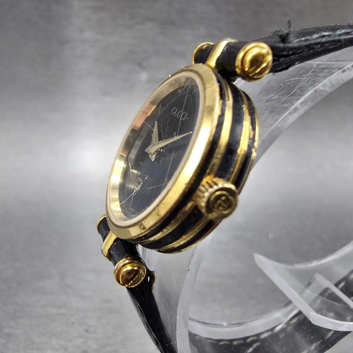 Gucci 2000L Watch Women 22mm Black Dial Gold Plated Round New Battery VTG SW2