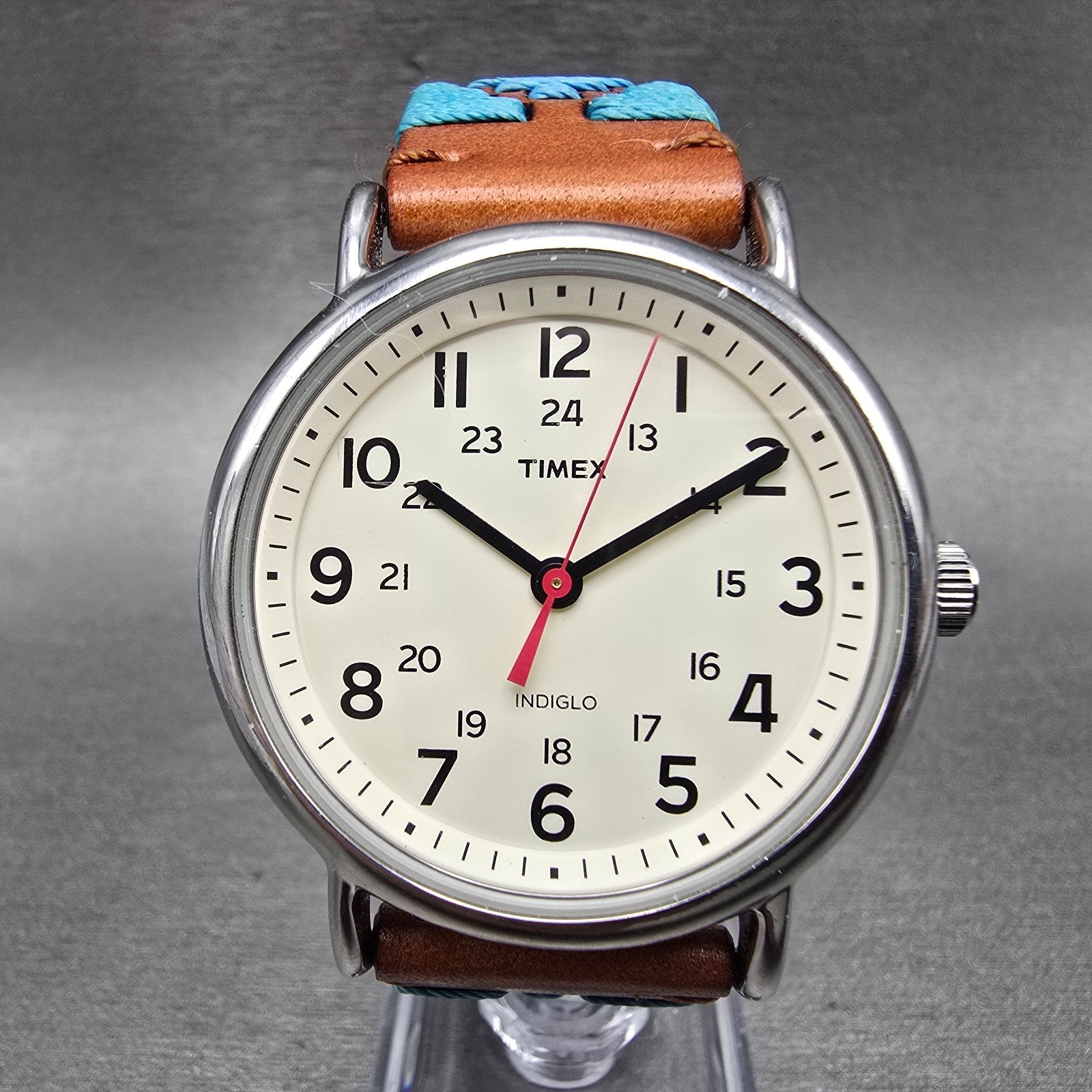 Timex Weekender Watch Men 40mm White Dial Silver Tone Round New Battery VYHJ0