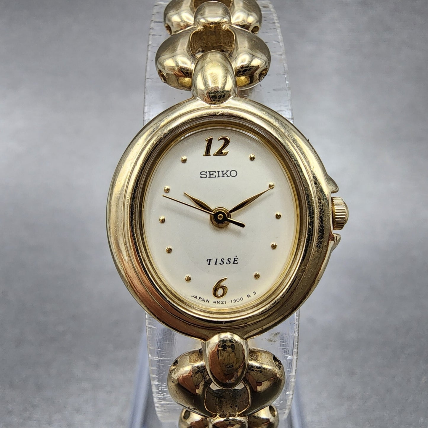 Seiko Tisse Watch Women 20mm White Dial Gold Tone Oval 4n215220 New Battery0