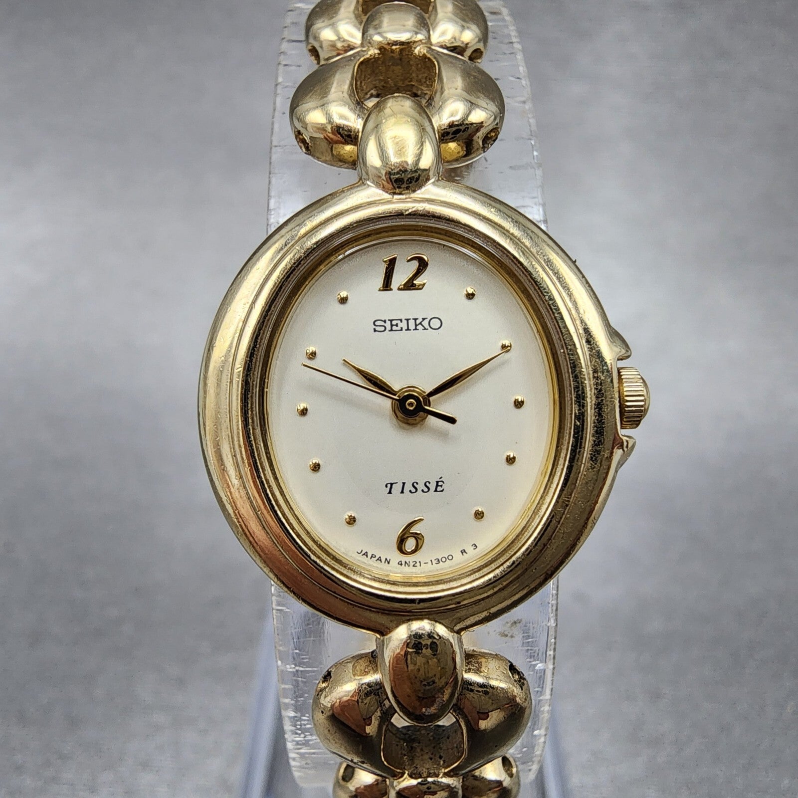 Seiko Tisse Watch Women 20mm White Dial Gold Tone Oval 4n215220 New Battery0