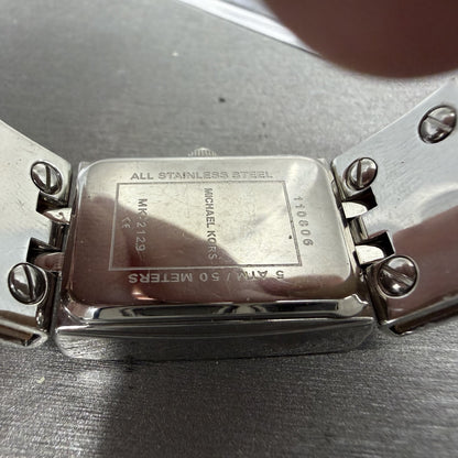 Michael Kors Darci watch Women 18mm Silver Dial Steel Rectangle MK2129 New Batt9