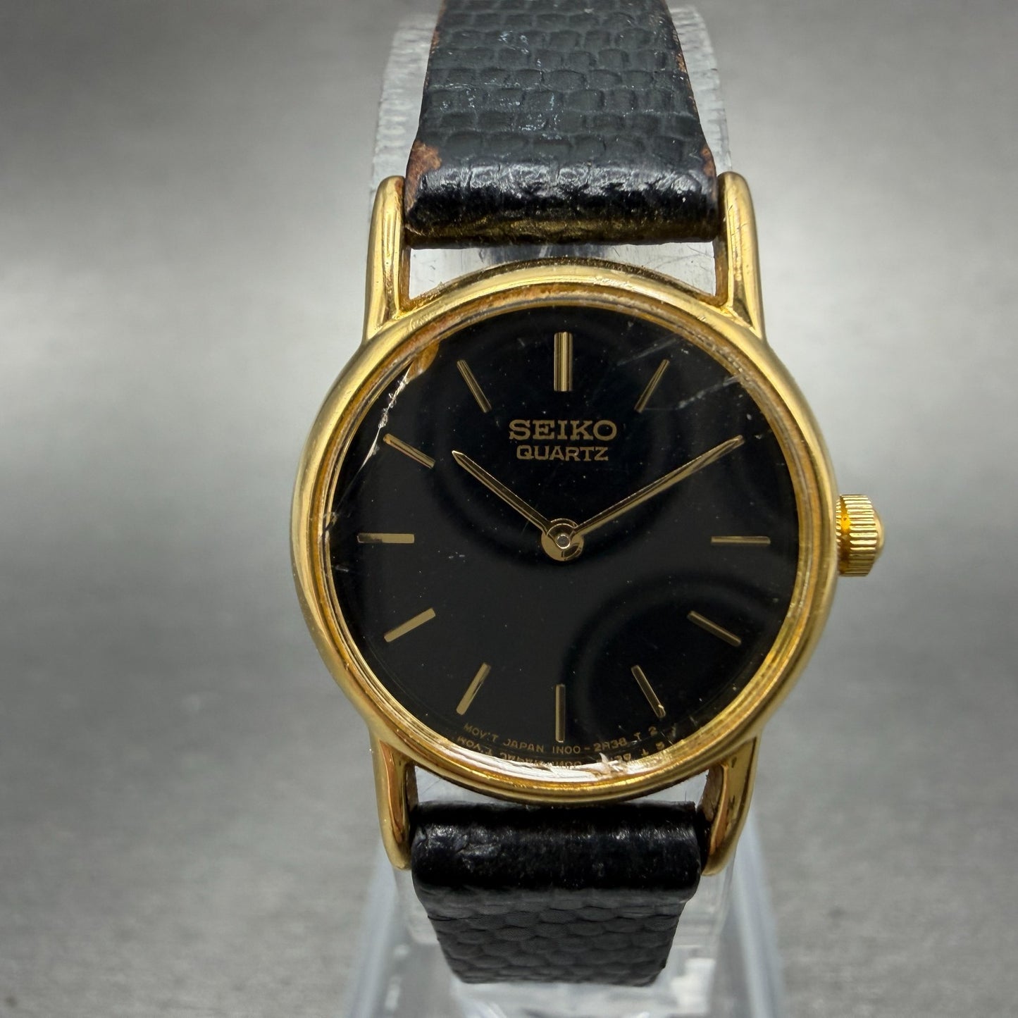 Seiko Watch Women 20mm Black Dial Gold Tone Round Vintage 1N00-0F69 New Battery70