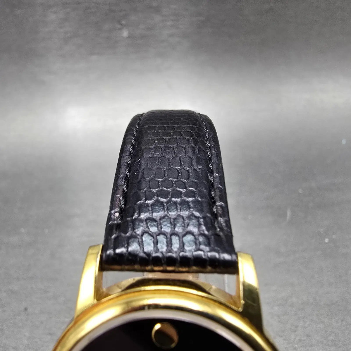 Movado Museum Watch Women 27mm Black Dial Gold Round MB.01.3.34.6003 New Batt SW4
