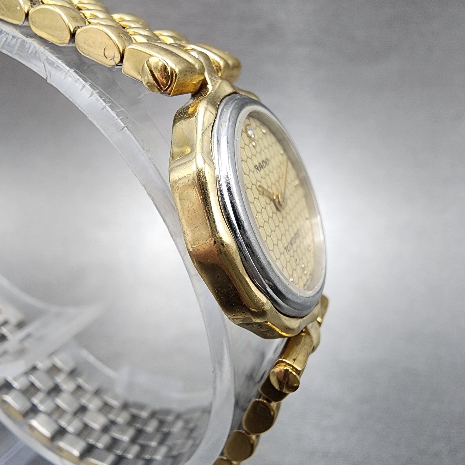 Rado Florence Watch Women 23mm Gold Dial Gold Tone Round 133.3661.2 PARTS4