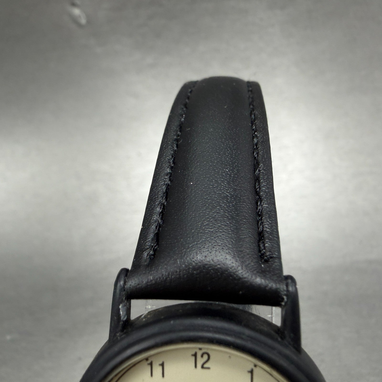 Seiko Alba Watch Women 29mm White Dial Black Tone Round V253-0010 New Battery4