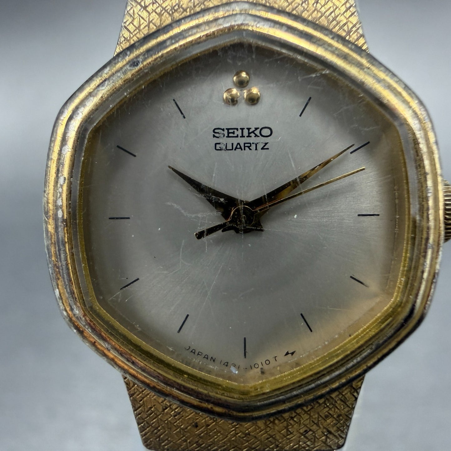 Seiko Watch Women 22mm Silver Dial Gold Tone Octagon 1421-5140 New Battery1