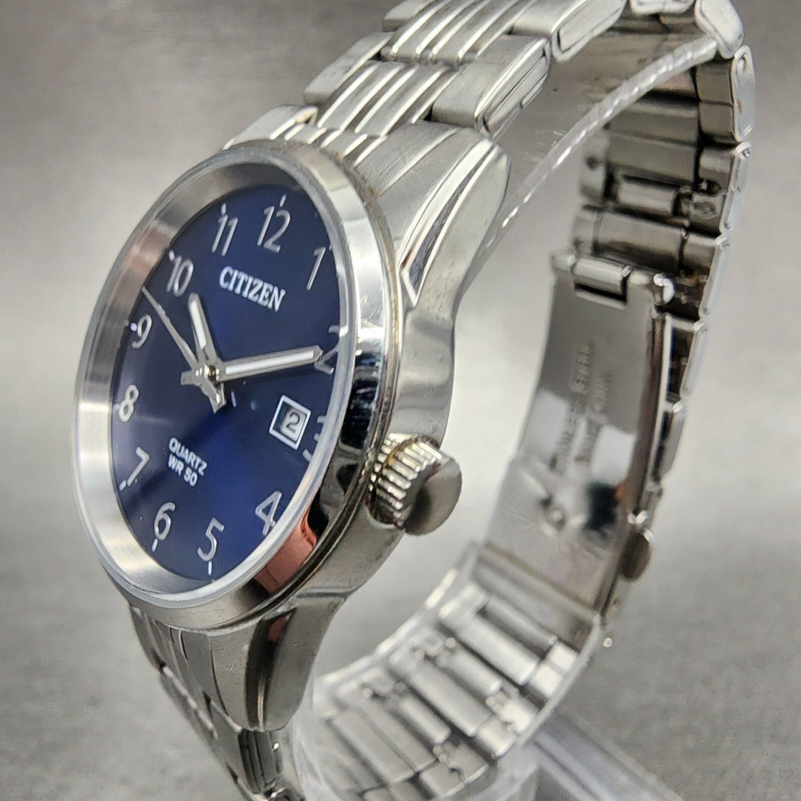 Citizen Watch Women 27mm Blue Dial Stainless Steel Date Round New Battery2