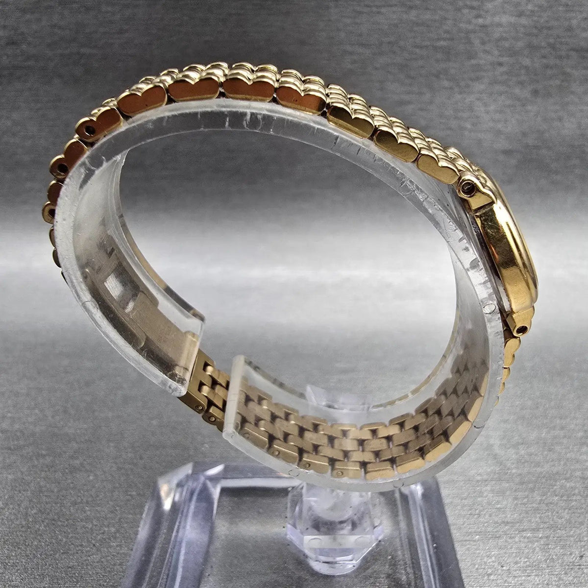Citizen Elegance Watch Women 18mm Silver Dial Gold 2200-S13475 New Battery8