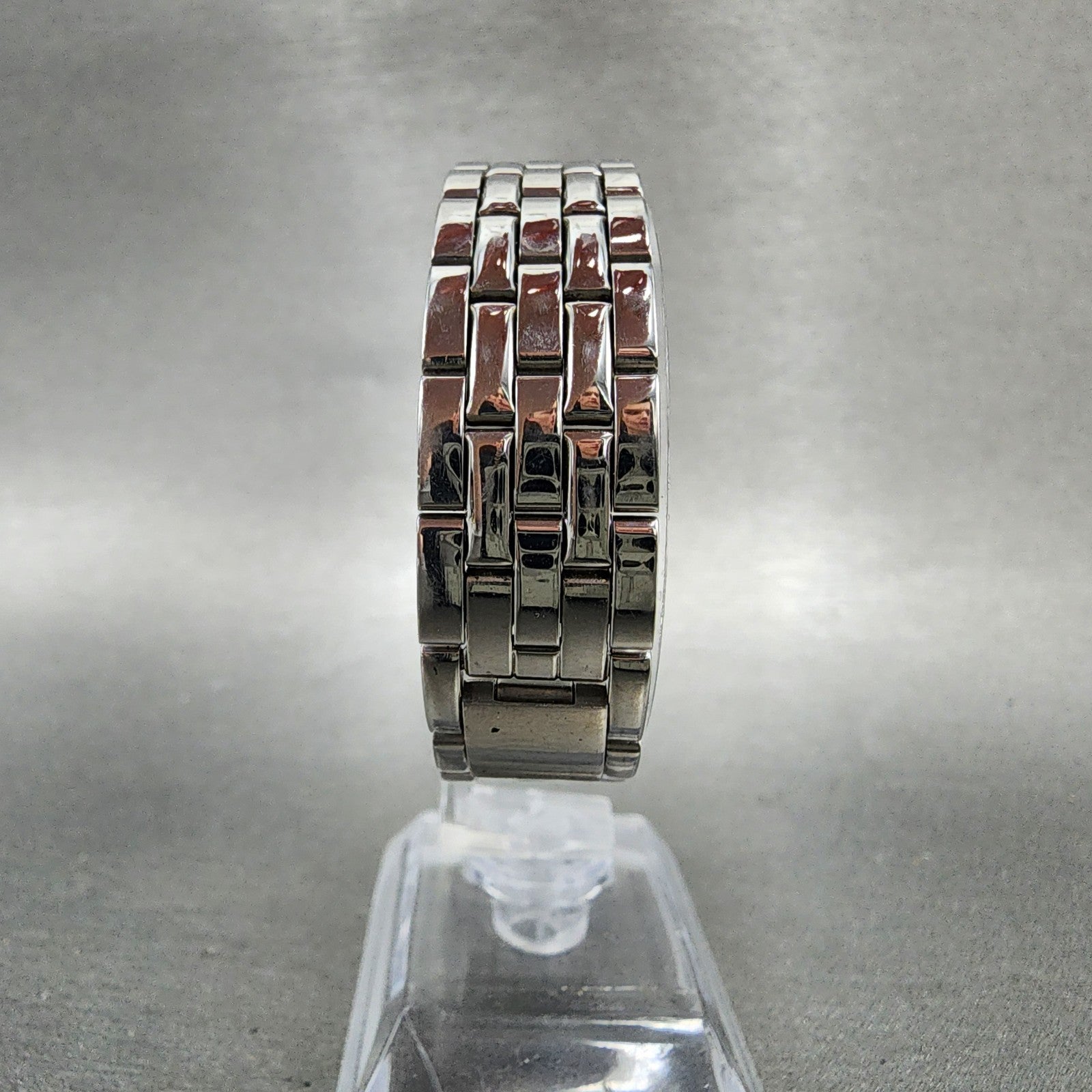 Seiko Tank Watch Women 23mm Silver Dial Silver Tone V7005J10 New Battery7