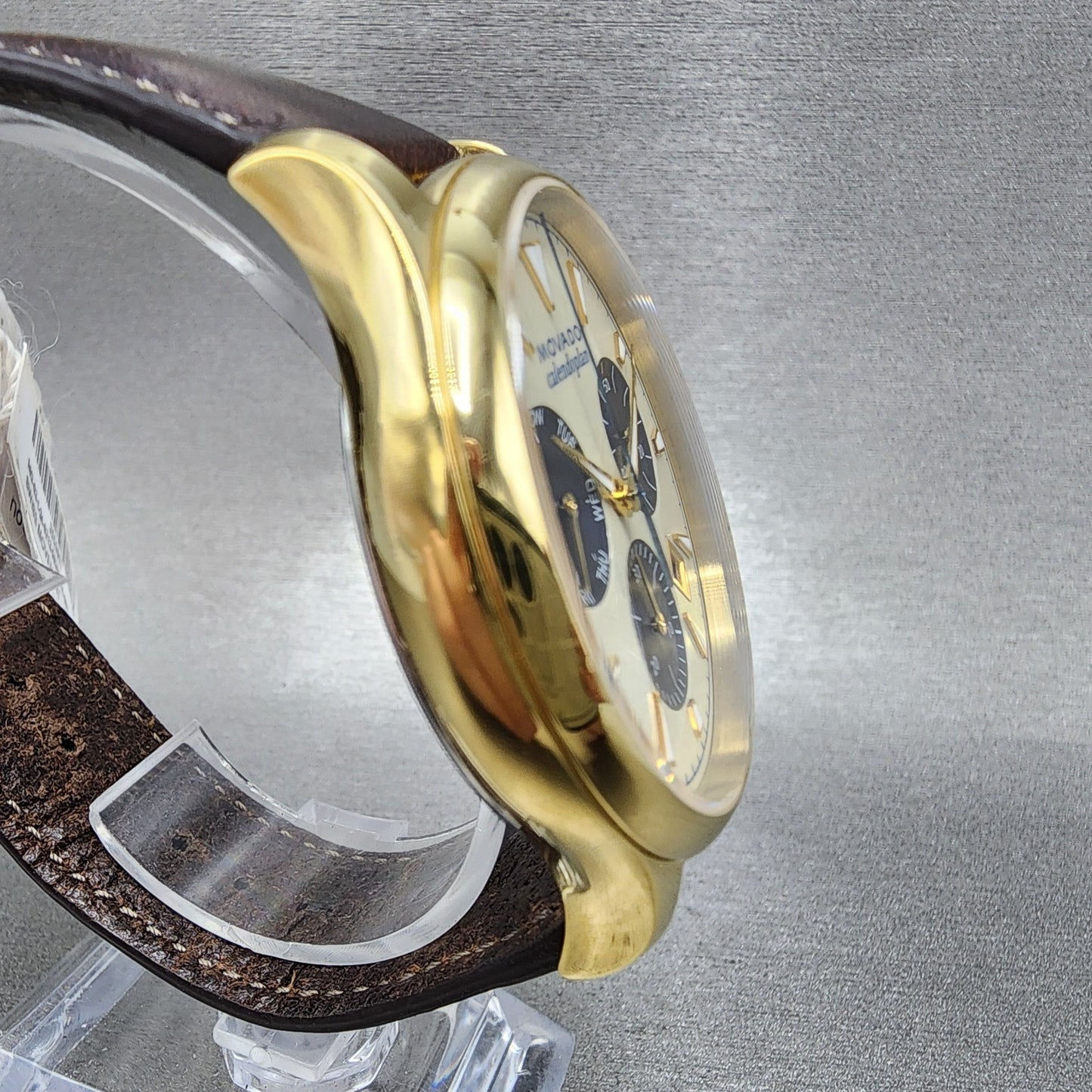 Movado Heritage Calendoplan Watch Men 43mm Cream Dial Gold Tone 36500073