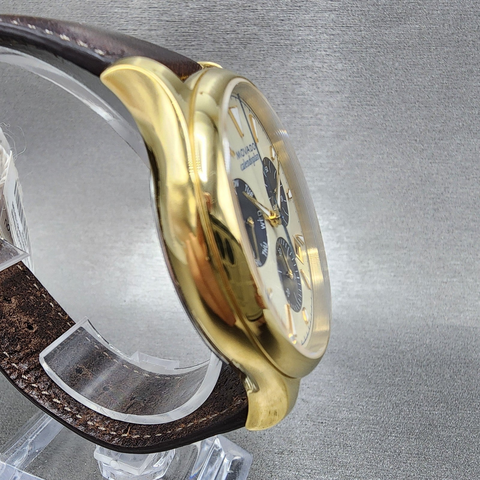 Movado Heritage Calendoplan Watch Men 43mm Cream Dial Gold Tone 36500073
