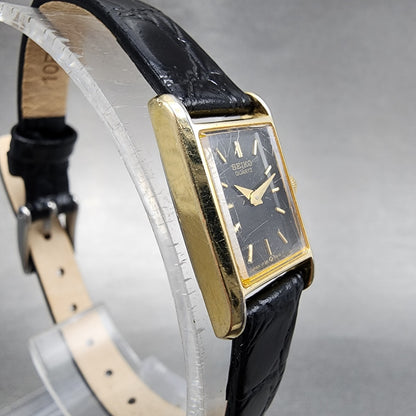 Seiko Tank Watch Women 14mm Black Dial Gold Tone Rectangle 1F205A69 New Battery2