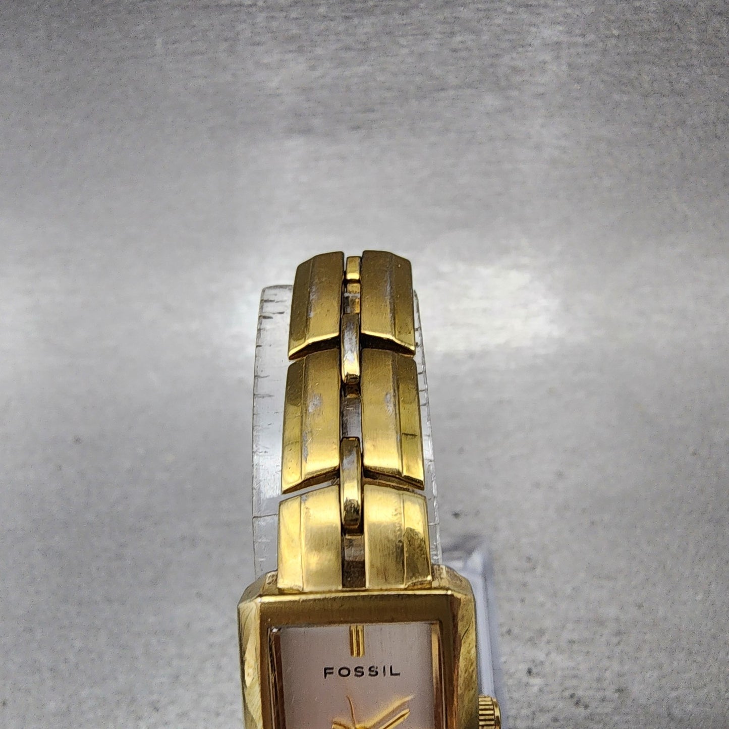 Fossil Tank Watch Women 17mm Silver Dial Gold Tone Rectangle ES9947 New Battery4