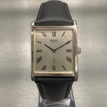 Seiko Tank Watch Men 24mm Silver Dial Silver Tone Rectangle 2620-5000 New Batt0