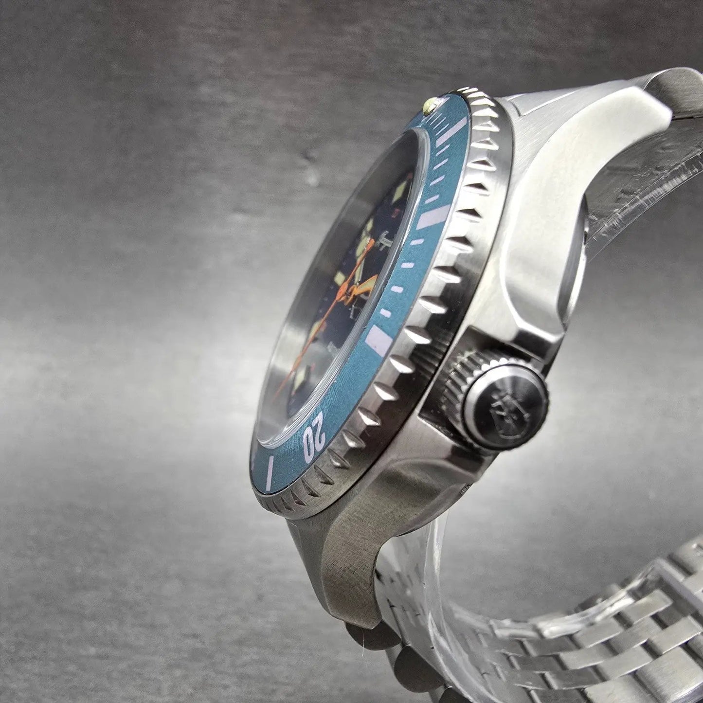 Jacques Monnat Antilles Blue Dive Watch Men 41mm Blue Dial Steel Automatic Runs2