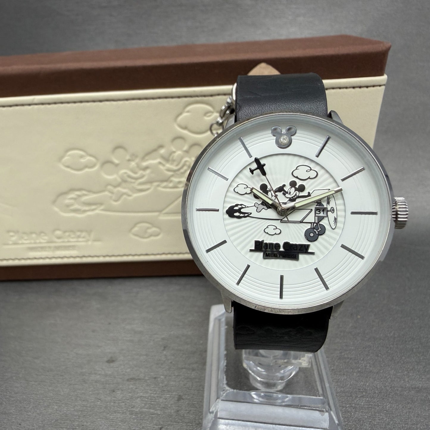 Mickey Mouse Plane Crazy Watch Unisex 38mm White Dial Silver Tone Round NewBatt0