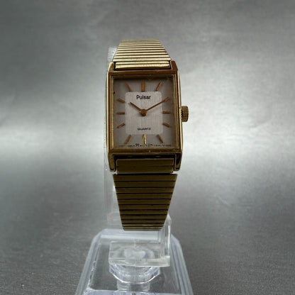 Seiko Pulsar Tank Watch Women 16mm Silver Dial Gold Tone V230-5720 New Battery5