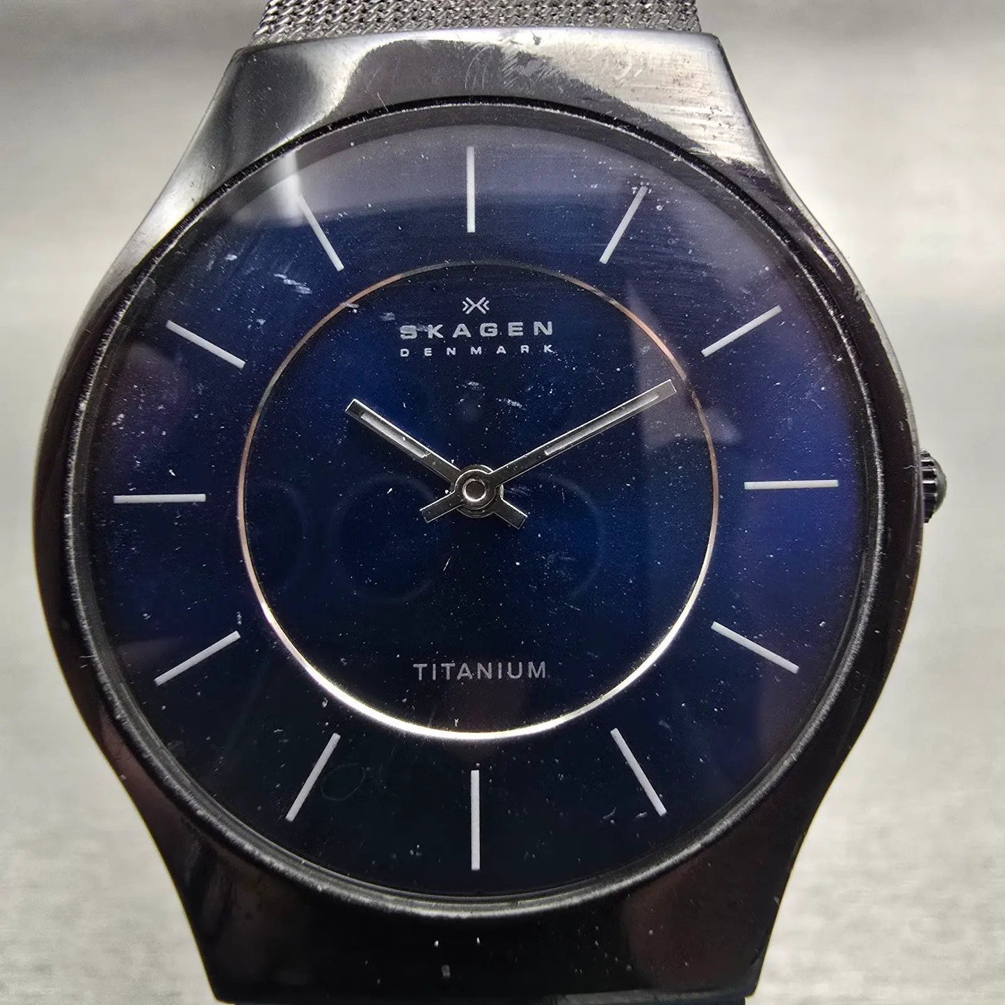 Skagen Denmark Watch Men 34mm Blue Dial Black Tone Titanium 233LTMN New BatteryG1