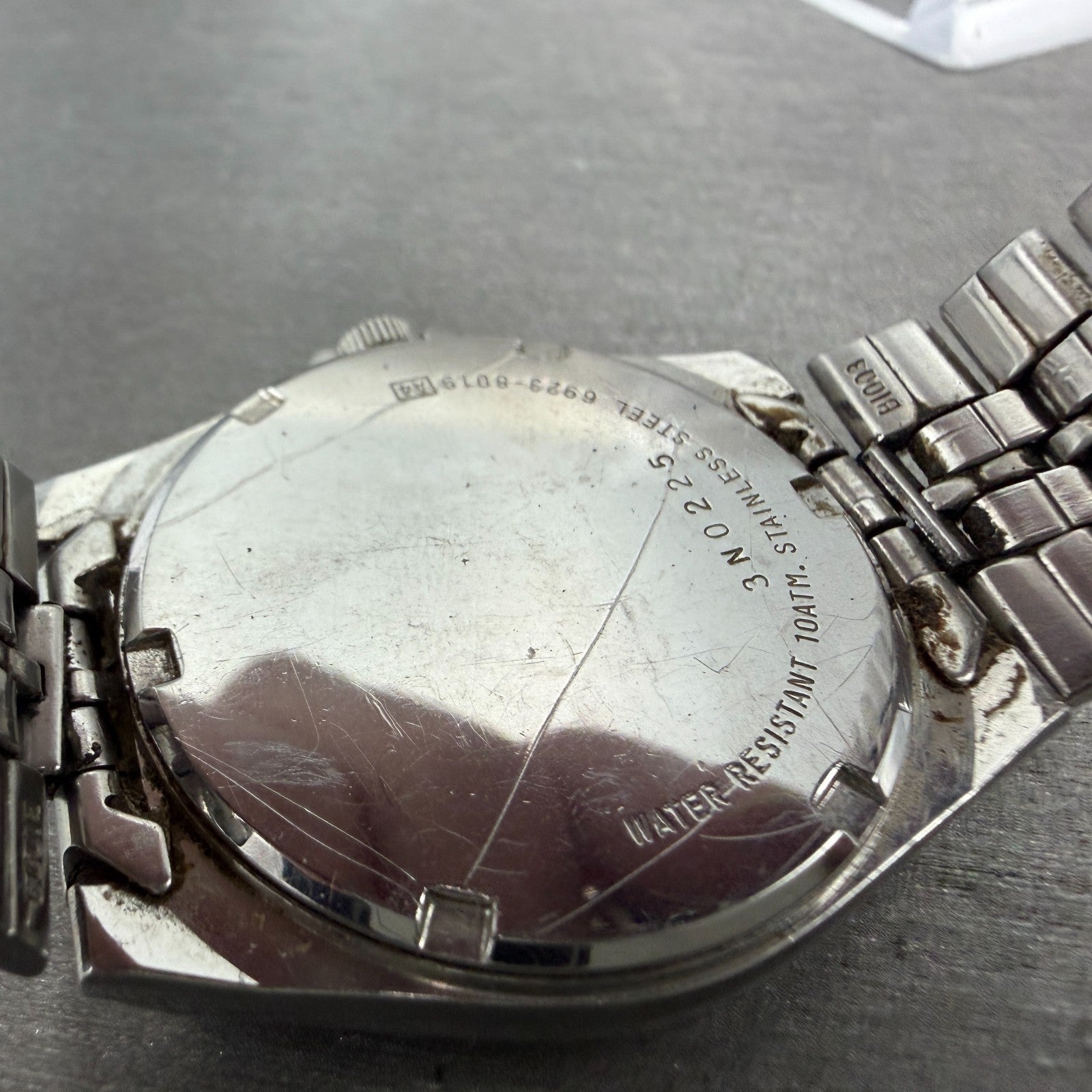 Seiko SQ 100 Watch Men 34mm White Dial Silver Tone READ Daydate 6923-8019 NewBat9