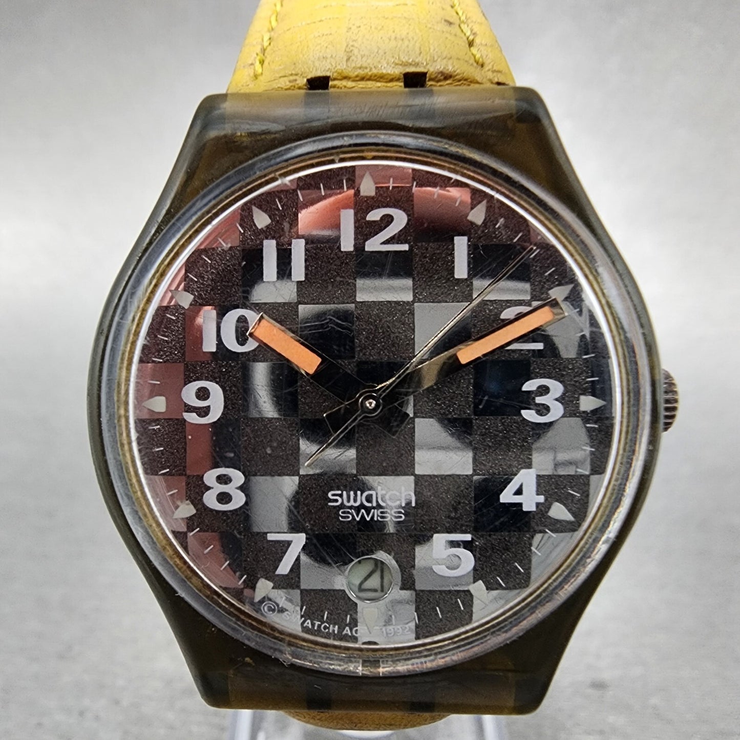 Swatch Gent Clubs Watch men 34mm Checker Dial Gray Tone Date Round New Battery1