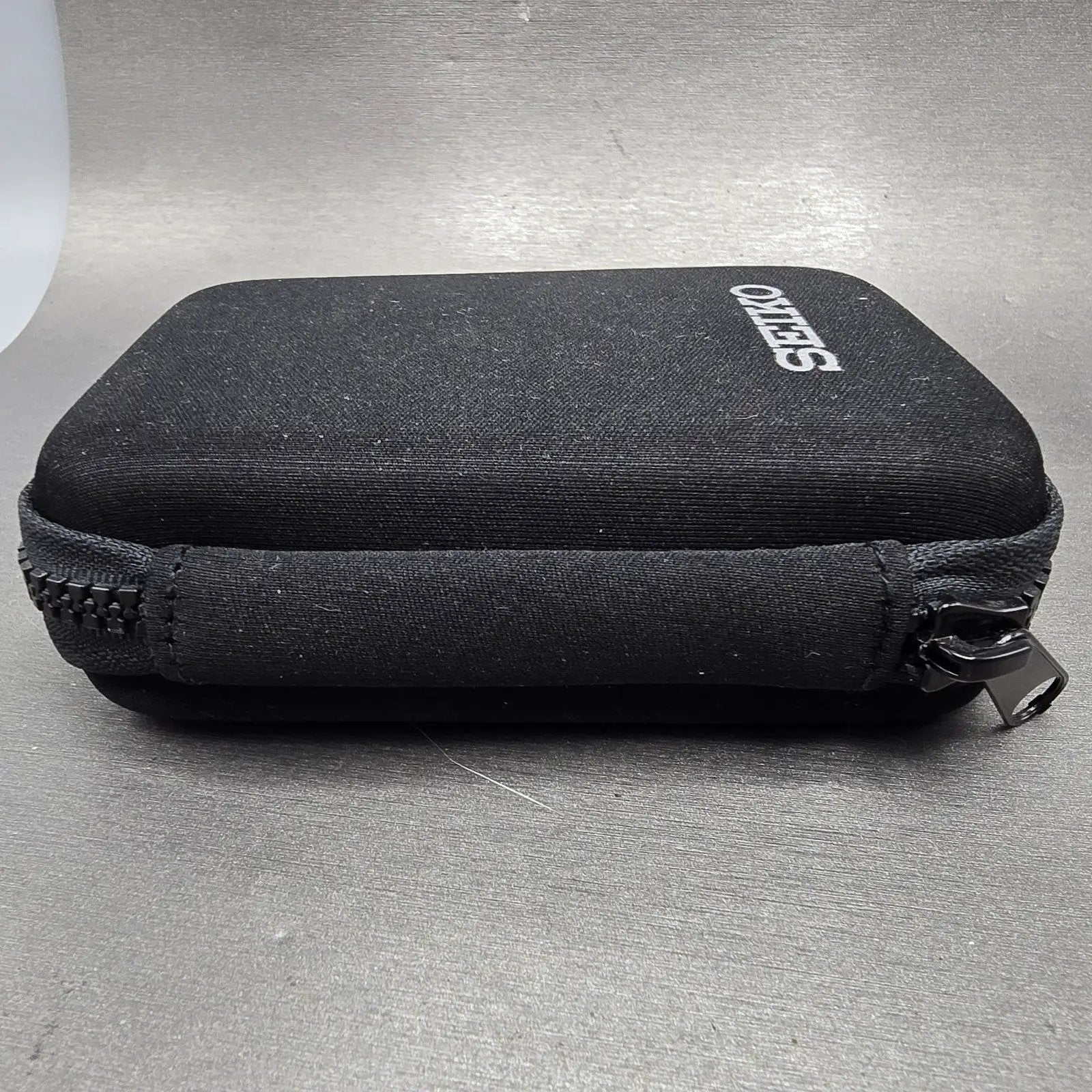 Seiko Travel Watch Case Black Fabric Plastic Rectangle Zipper4