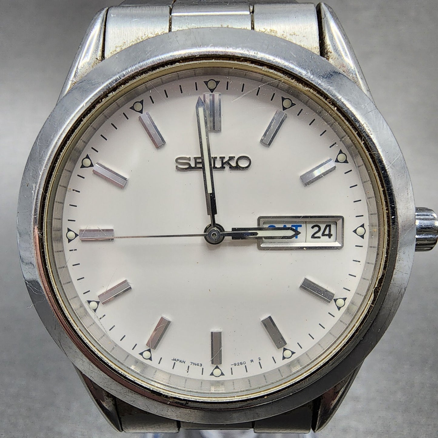 Seiko Watch Men 37mm White Dial Silver Tone Round Daydate 7n439080 PARTS2
